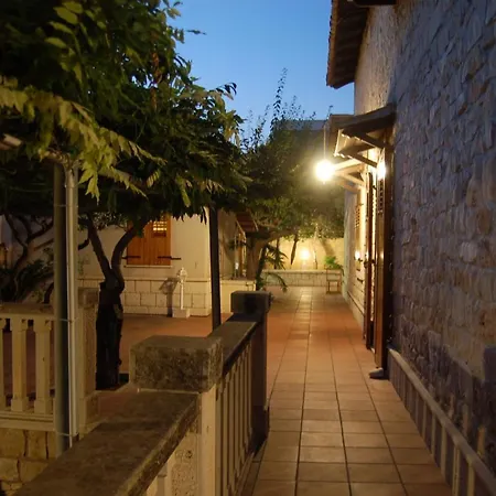 Casa - Apartamento *