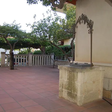 Casa - *